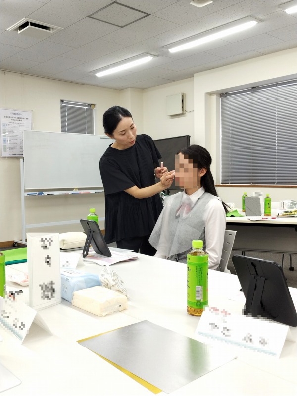 ホンダカーズ神奈川様メイク研修2